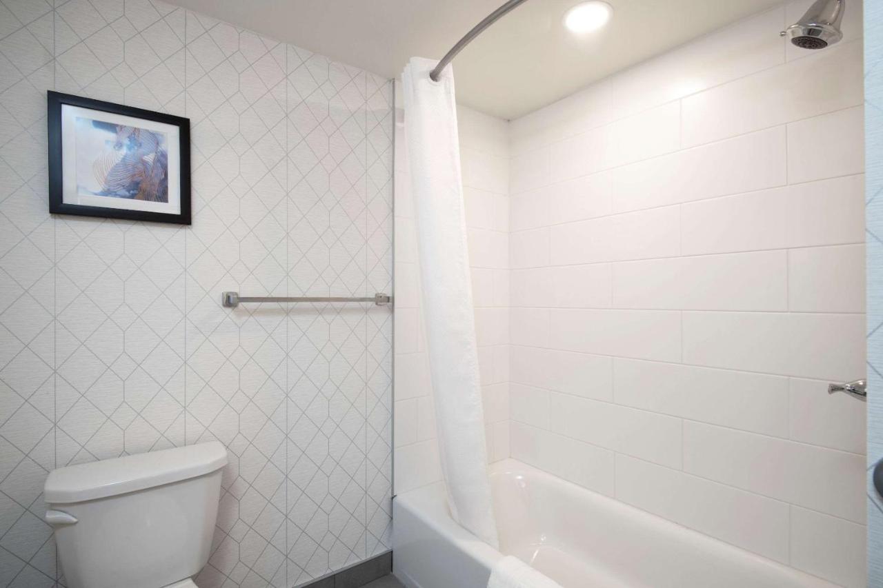 Comfort Inn & Suites Carleton Place Екстер'єр фото